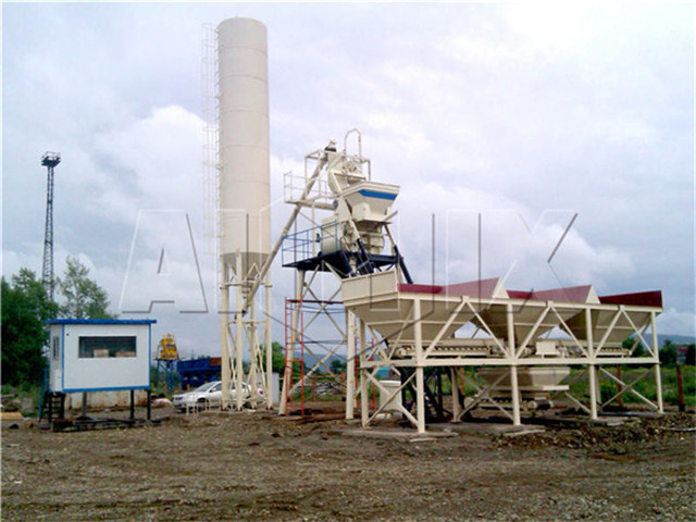 Mini Concrete Batching Plant from China