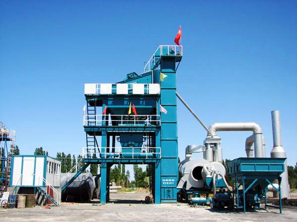 small asphalt mixing plant