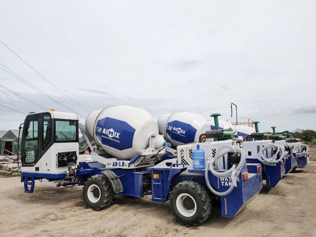 self loading mixer machine